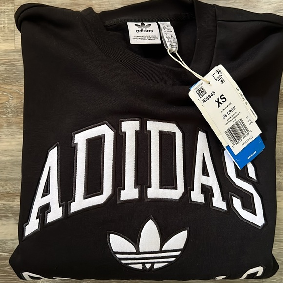 🪄Women’s Adidas Originals Black crew sweatshirt in XS. 🆕 - Picture 3 of 5